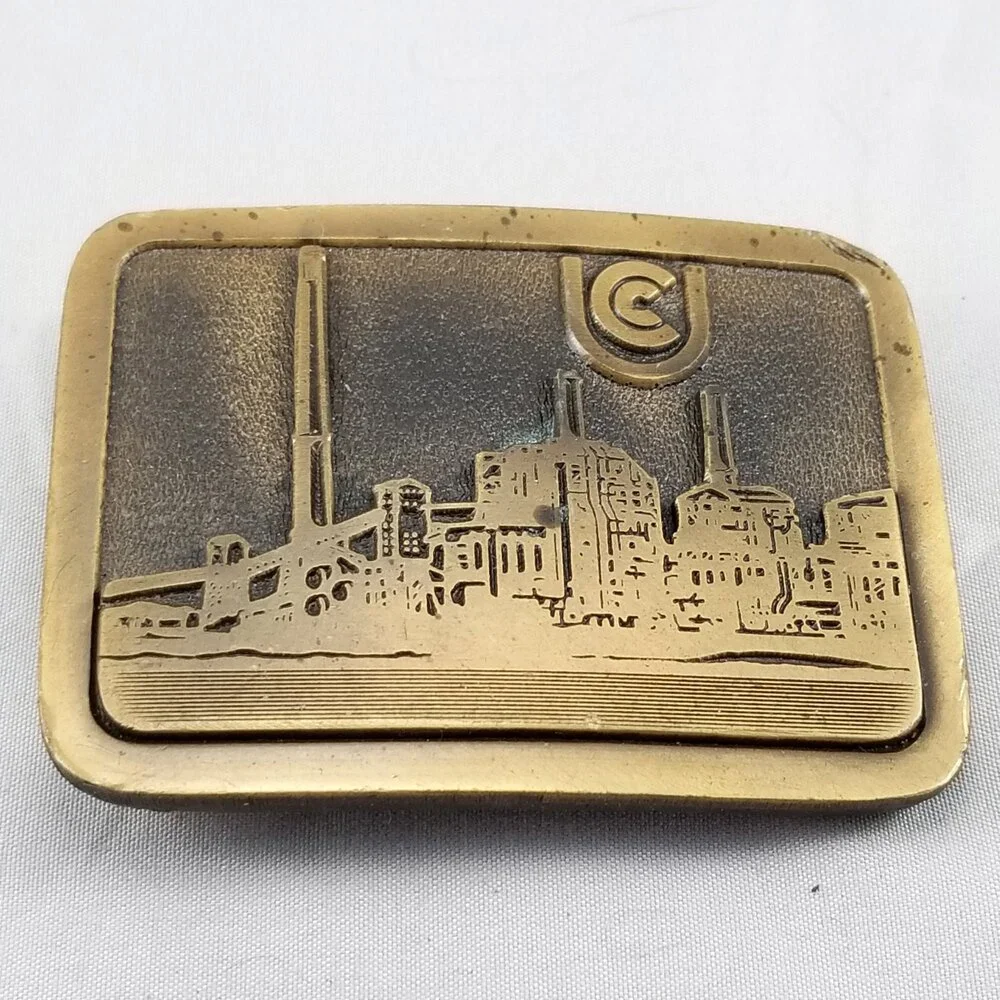 Belt Buckle Industrial Smokestacks Made In The‎ USA By Hit Line USA Gold Color